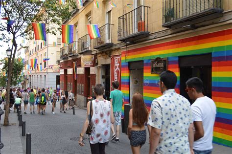 chueca gay bars|Madrid Gay Bar Guide 2025